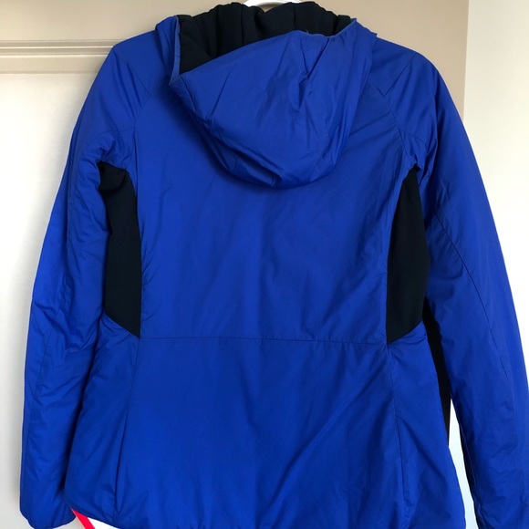 Helly Hansen Odin Stretch Hooded Insulated Jacket - Picture 3 of 8